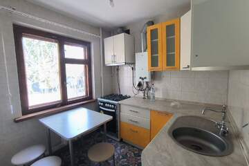 2-к квартира, 44 м², 1/2 эт.
