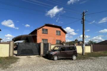 Дом, 290 м², 2 эт.