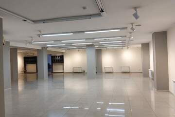 Помещение своб.назн., 550 м², 1/1 эт.
