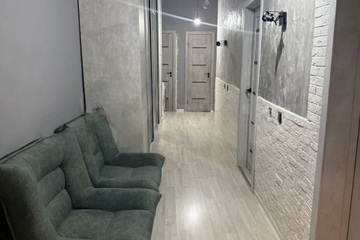 2-к квартира, 67 м², 1/2 эт.