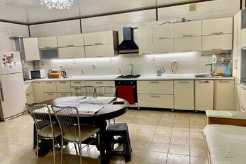 Таунхаус, 200 м², 2 эт.