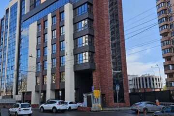 Медцентр, 1800 м², 1/7 эт.